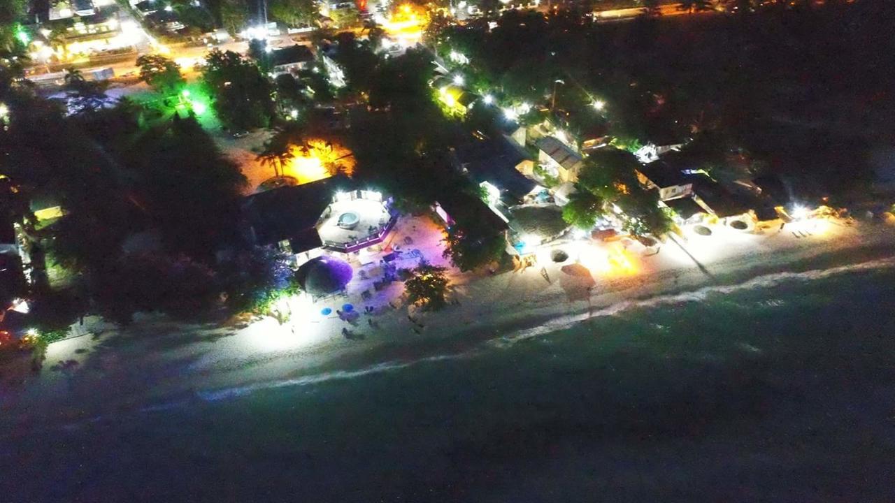 Готель Bourbon Beach Jamaica Негрил Екстер'єр фото
